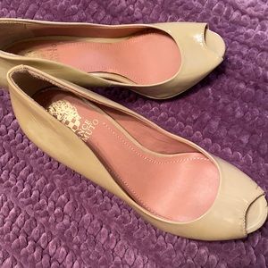 Vince Camuto open toe nude heel. Size 7